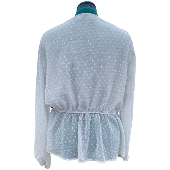 Pretty Little Thing White Tie Front Top Plus Size XL - Picture 2 of 4